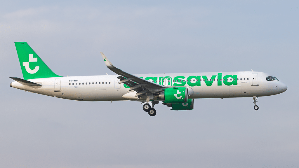 MediumPNG-024A6854_16x9